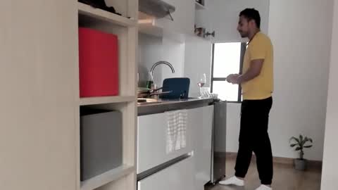 Snapshot of pablo_rincon95 chatting on 12-26-24, 12:27 pablo rincon95 online show from 12-26-24, 12:27