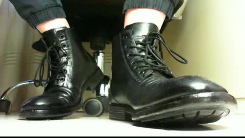 Pablo Meness online show from 01-11-25, 03:20