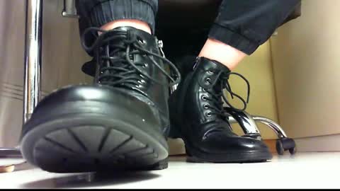 Pablo Meness online show from 01-11-25, 10:51