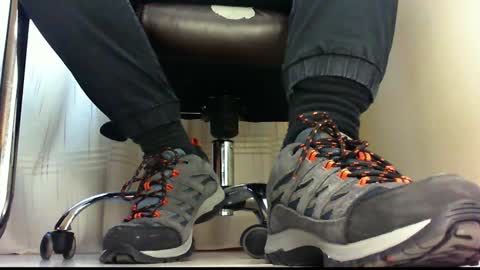 Pablo Meness online show from 01-15-25, 02:24