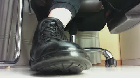 Pablo Meness online show from 01-24-25, 12:09