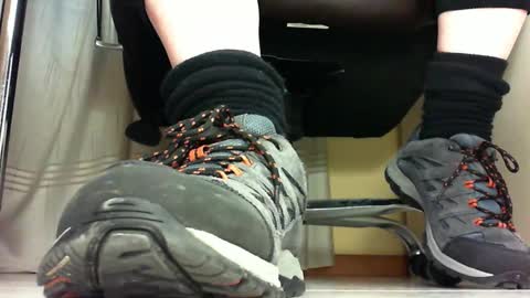 Pablo Meness online show from 03-03-25, 06:44