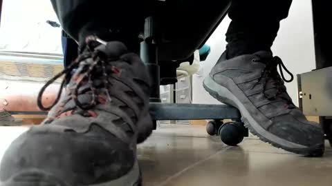 Pablo Meness online show from 02-19-26, 07:04