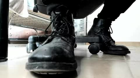 Pablo Meness online show from 04-20-26, 12:52