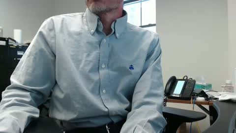 Snapshot of paddleme100 chatting on 02-21-25, 09:00 Paddle me online show from 02-21-25, 09:00