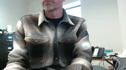 Snapshot of paddleme100 chatting on 03-10-25, 06:01 Paddle me online show from 03-10-25, 06:01