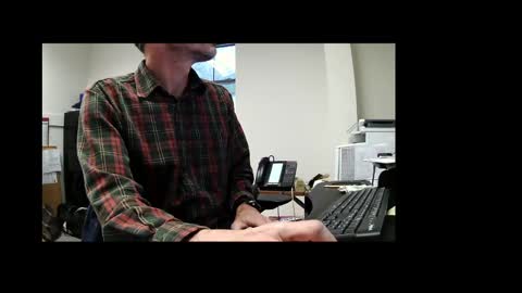 Snapshot of paddleme100 chatting on 11-20-25, 08:30 Paddle me online show from 11-20-25, 08:30