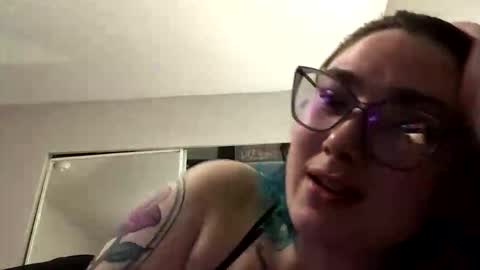 paigechantel online show from 03-25-26, 04:07