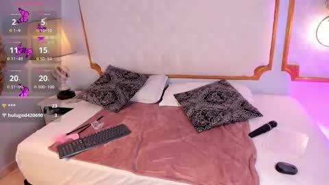 Snapshot of paiigepeach chatting on 11-24-25, 08:30 PaIIgePeach online show from 11-24-25, 08:30