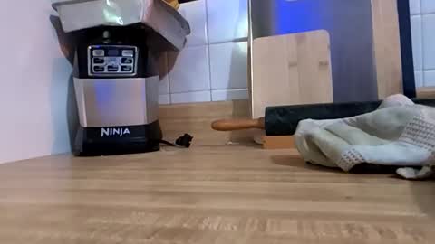 Eros online show from 01-13-26, 04:51