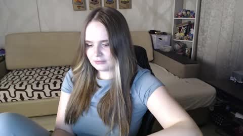 Snapshot of pair_of_gods chatting on 11-22-25, 06:07 Lizzi Igor online show from 11-22-25, 06:07