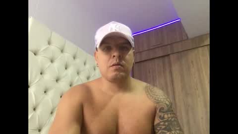 paisaexotico online show from 10-24-25, 06:37