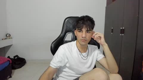 Snapshot of pakun_ chatting on 12-20-24, 01:36 pakun_ online show from 12-20-24, 01:36