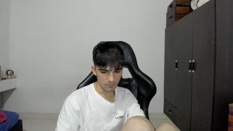 Snapshot of pakun_ chatting on 12-24-24, 01:27 pakun_ online show from 12-24-24, 01:27
