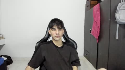 Snapshot of pakun_ chatting on 12-30-24, 12:22 pakun_ online show from 12-30-24, 12:22