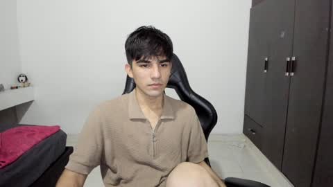Snapshot of pakun_ chatting on 01-07-25, 12:45 pakun_ online show from 01-07-25, 12:45