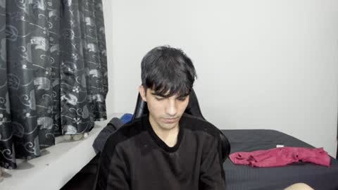 Snapshot of pakun_ chatting on 01-12-25, 01:32 pakun_ online show from 01-12-25, 01:32