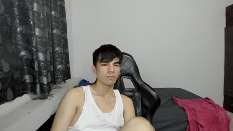 Snapshot of pakun_ chatting on 01-19-25, 11:43 pakun_ online show from 01-19-25, 11:43