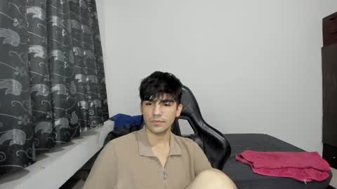 Snapshot of pakun_ chatting on 01-26-25, 01:20 pakun_ online show from 01-26-25, 01:20