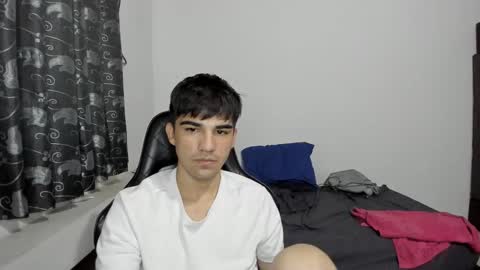Snapshot of pakun_ chatting on 02-21-25, 02:06 pakun_ online show from 02-21-25, 02:06
