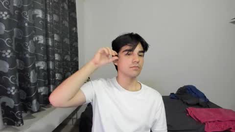Snapshot of pakun_ chatting on 09-14-25, 11:37 pakun_ online show from 09-14-25, 11:37