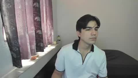 Snapshot of pakun_ chatting on 10-24-25, 03:52 pakun_ online show from 10-24-25, 03:52