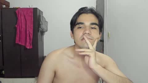 Snapshot of pakun_ chatting on 11-18-25, 01:55 pakun_ online show from 11-18-25, 01:55