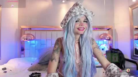 Snapshot of palmer_foster chatting on 11-15-25, 02:24 Palmer online show from 11-15-25, 02:24