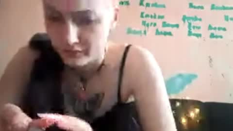 Alex online show from 04-05-26, 02:58