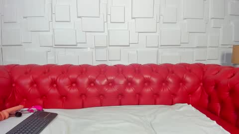 pamela_gaviria01 online show from 04-26-26, 01:42