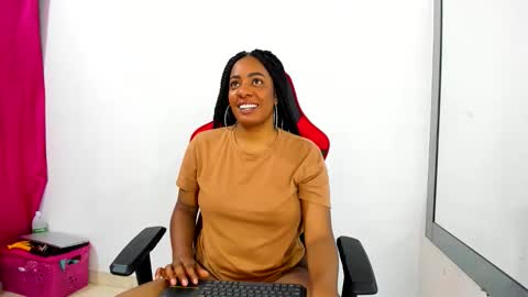 Snapshot of pamela_noah221 chatting on 03-13-26, 09:16 PAMELA online show from 03-13-26, 09:16