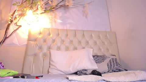 Pamela online show from 12-16-25, 07:52