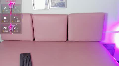 Pamela  online show from 01-19-26, 01:15