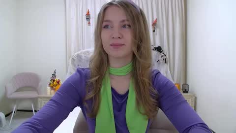 Pamela Blair online show from 10-29-25, 06:04