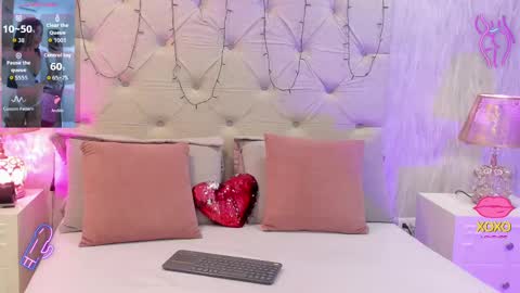 TELL ME PAMELLA AND GIVE ME A GOOD GRADE ITS IMPORTANT online show from 10-01-25, 01:39