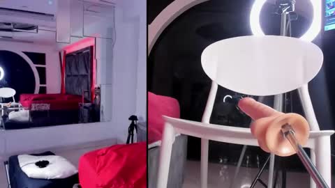 Snapshot of pamelawhiite_ chatting on 10-22-25, 03:51 Pamela online show from 10-22-25, 03:51