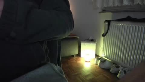 Snapshot of pampersandspanking chatting on 10-23-25, 06:13 pampersandspanking online show from 10-23-25, 06:13