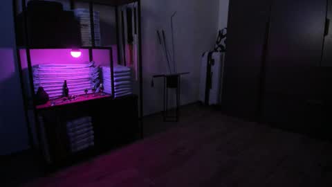 Snapshot of pampersandspanking chatting on 02-17-26, 05:41 pampersandspanking online show from 02-17-26, 05:41