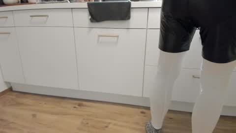 Snapshot of pampersandspanking chatting on 02-23-26, 05:32 pampersandspanking online show from 02-23-26, 05:32