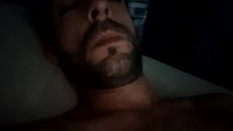 Snapshot of pandofotografia89 chatting on 10-26-25, 10:25 Manuel sev online show from 10-26-25, 10:25