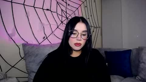 Snapshot of pandora__1 chatting on 10-09-25, 05:05 pandora__1 online show from 10-09-25, 05:05