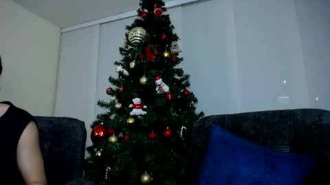 Snapshot of pandora__1 chatting on 12-05-25, 12:30 pandora__1 online show from 12-05-25, 12:30