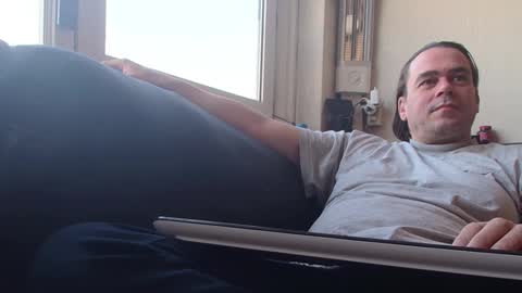 Chris online show from 03-03-25, 02:59