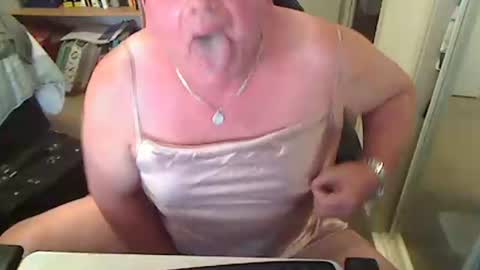 Snapshot of pantyandbraman chatting on 12-13-24, 08:09 pantyandbraman online show from 12-13-24, 08:09