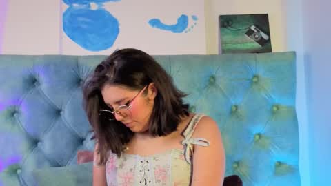 Paola Lyon online show from 01-16-26, 06:56