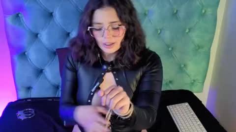 Paola Lyon online show from 03-27-26, 07:02