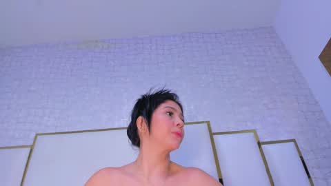 Paola  online show from 11-16-25, 11:38