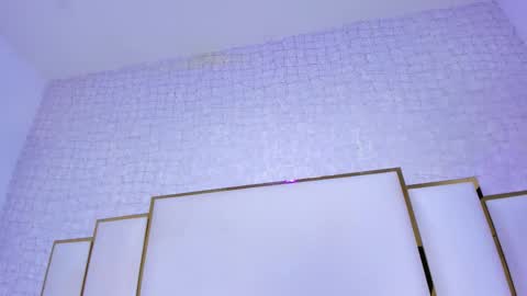 Paola  online show from 01-11-26, 11:37