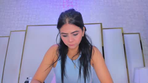 Paola  online show from 04-09-26, 11:15