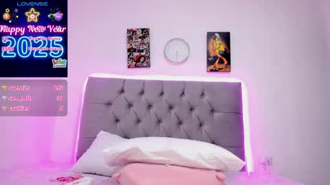 paola online show from 01-04-25, 04:12